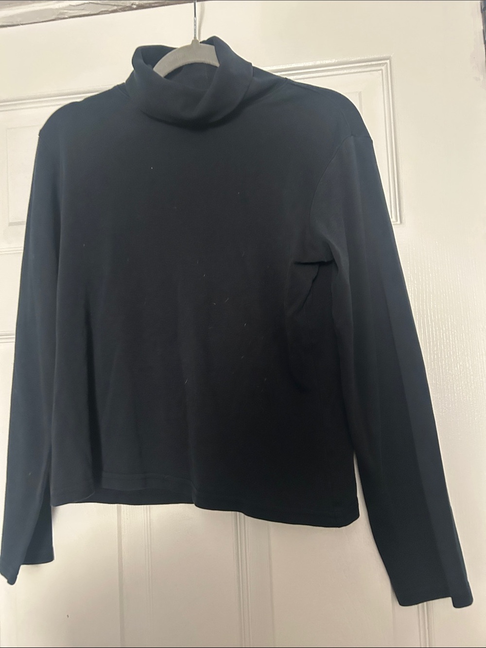 mercer & madison Black Long Sleeve Turtleneck Tee